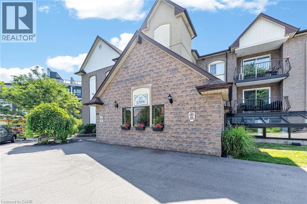 Single Family at 205- 20 JOHN Street, Grimsby, Ontario - Photo 3 - RE/MAX Garden City Realty
