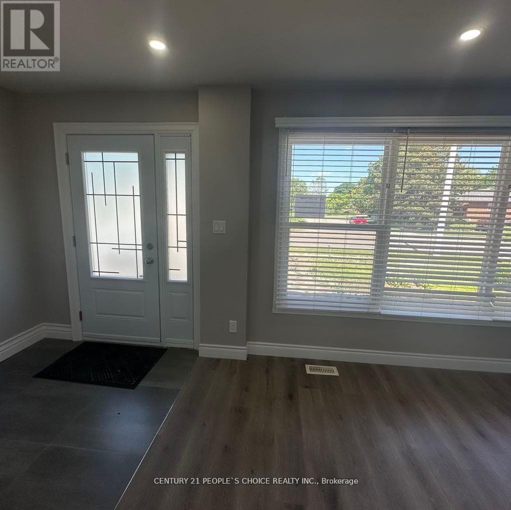 Single Family at Unit 1- 199 Avondale Boulevard, Brampton (Avondale), Ontario - Photo 10 - RE/MAX Garden City Realty