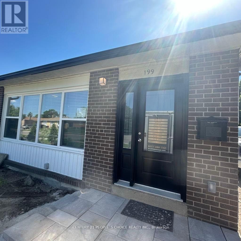 Single Family at Unit 1- 199 Avondale Boulevard, Brampton (Avondale), Ontario - Photo 2 - RE/MAX Garden City Realty