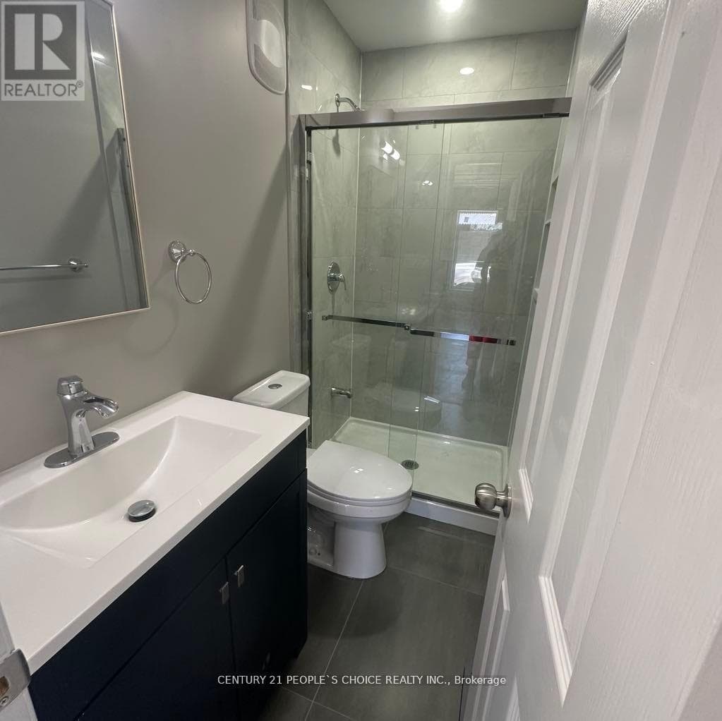 Single Family at Unit 1- 199 Avondale Boulevard, Brampton (Avondale), Ontario - Photo 8 - RE/MAX Garden City Realty