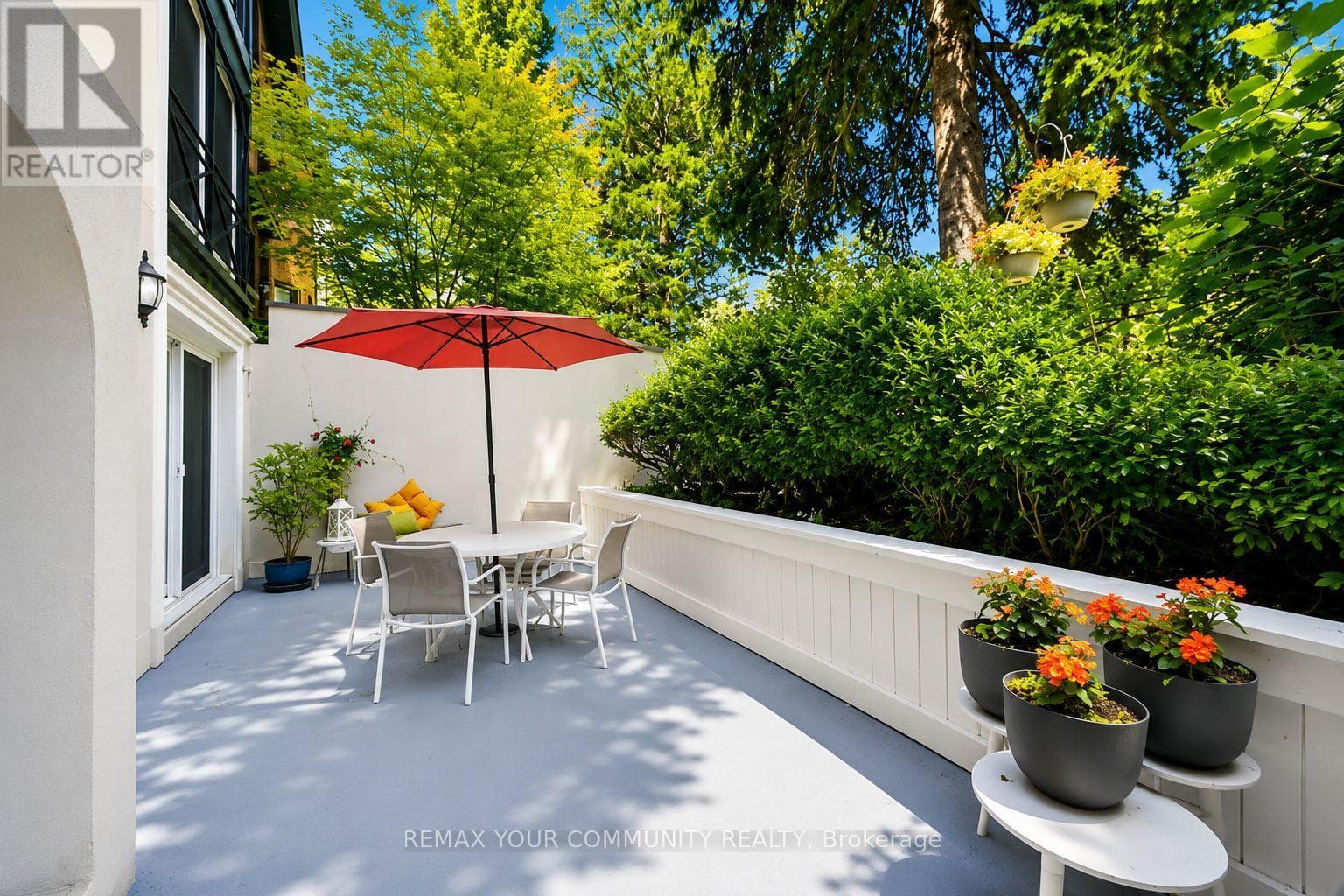 3- 105 Heath Street