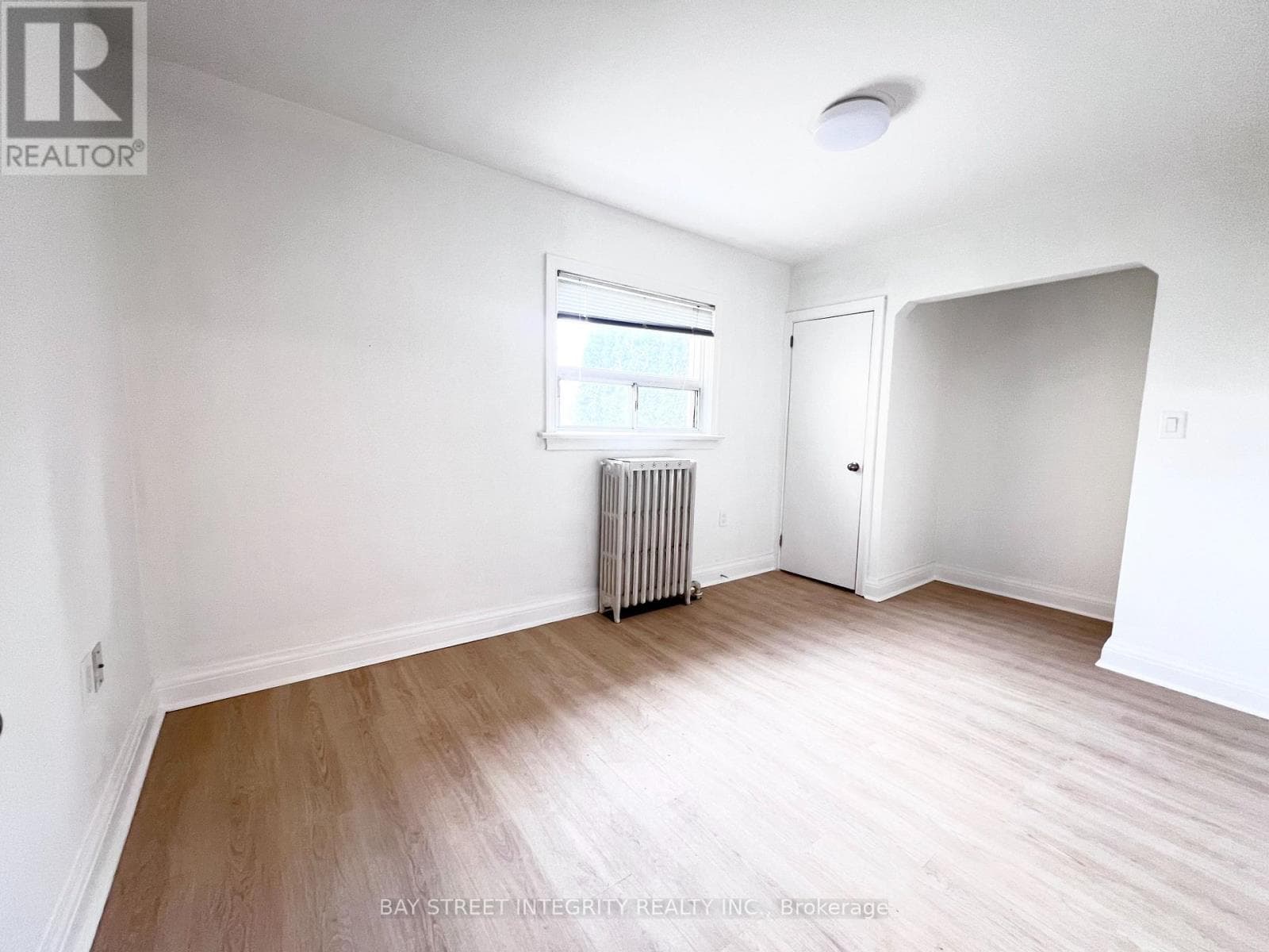 Single Family at 970 Briar Hill Avenue, Toronto (Briar Hill-Belgravia), Ontario - Photo 4 - RE/MAX Garden City Realty