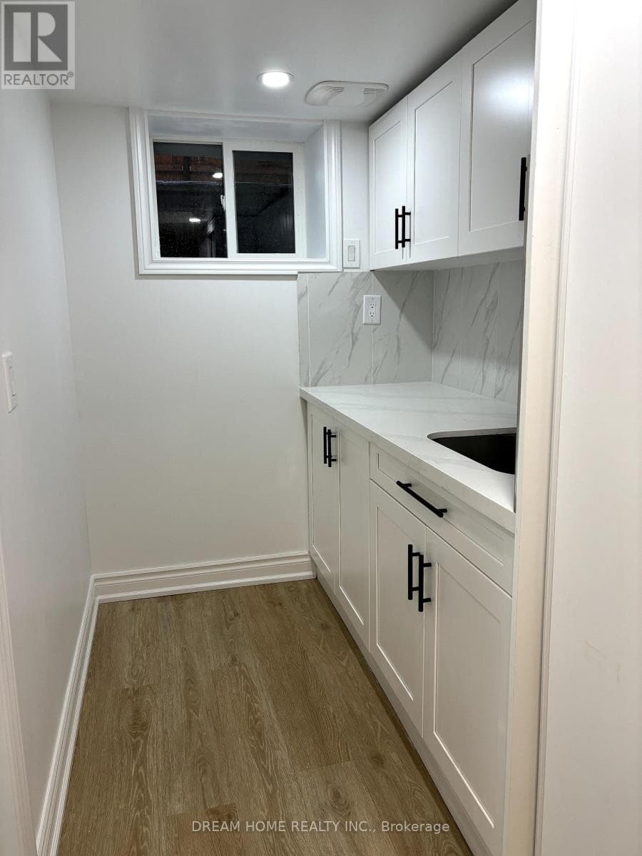 Single Family at Bsmt B2- 337 Mutual Street, Toronto (Cabbagetown-South St. James Town), Ontario - Photo 8 - RE/MAX Garden City Realty