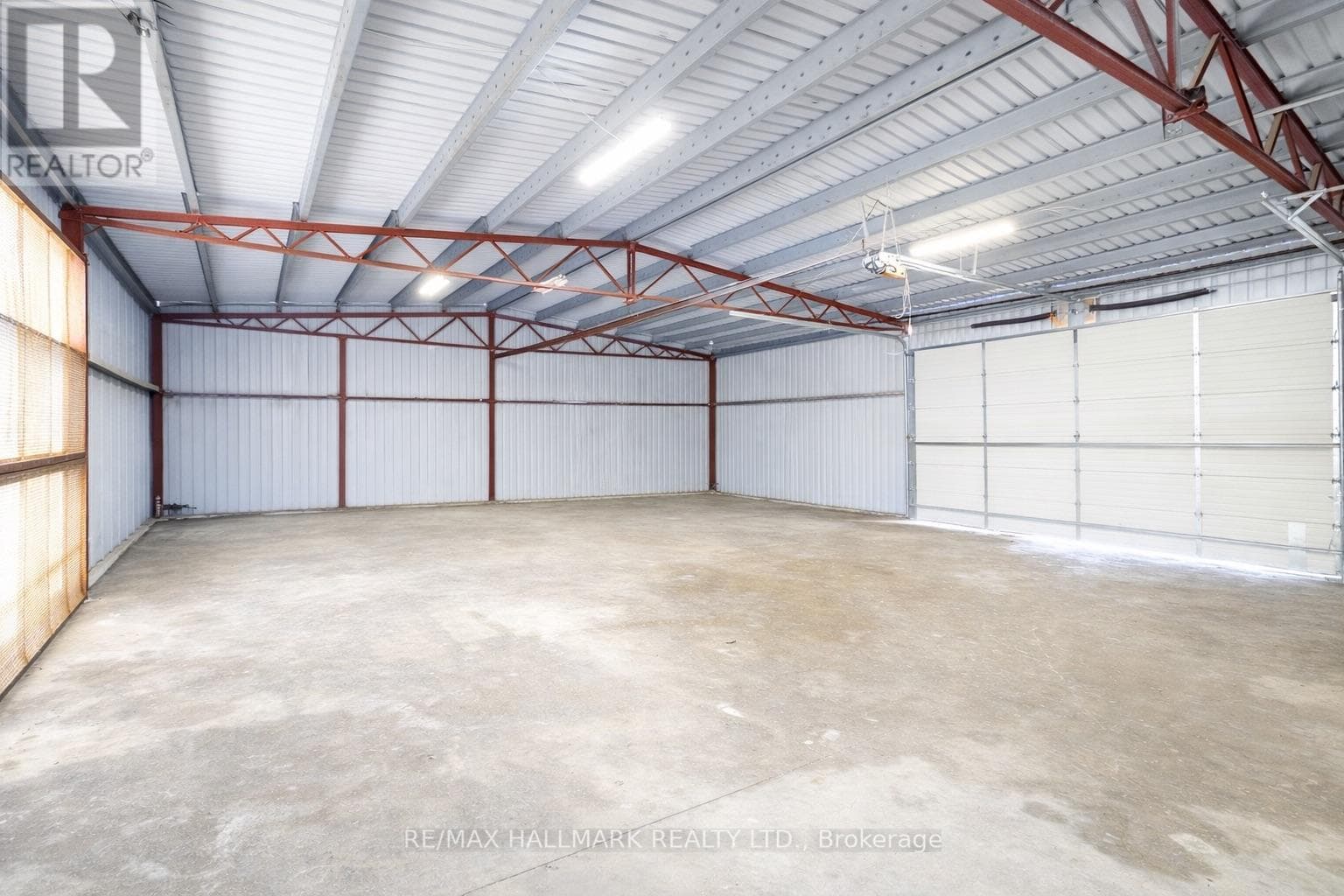 Industrial at A&B- 48 Prospect Street, Newmarket (Central Newmarket), Ontario - Photo 2 - RE/MAX Garden City Realty