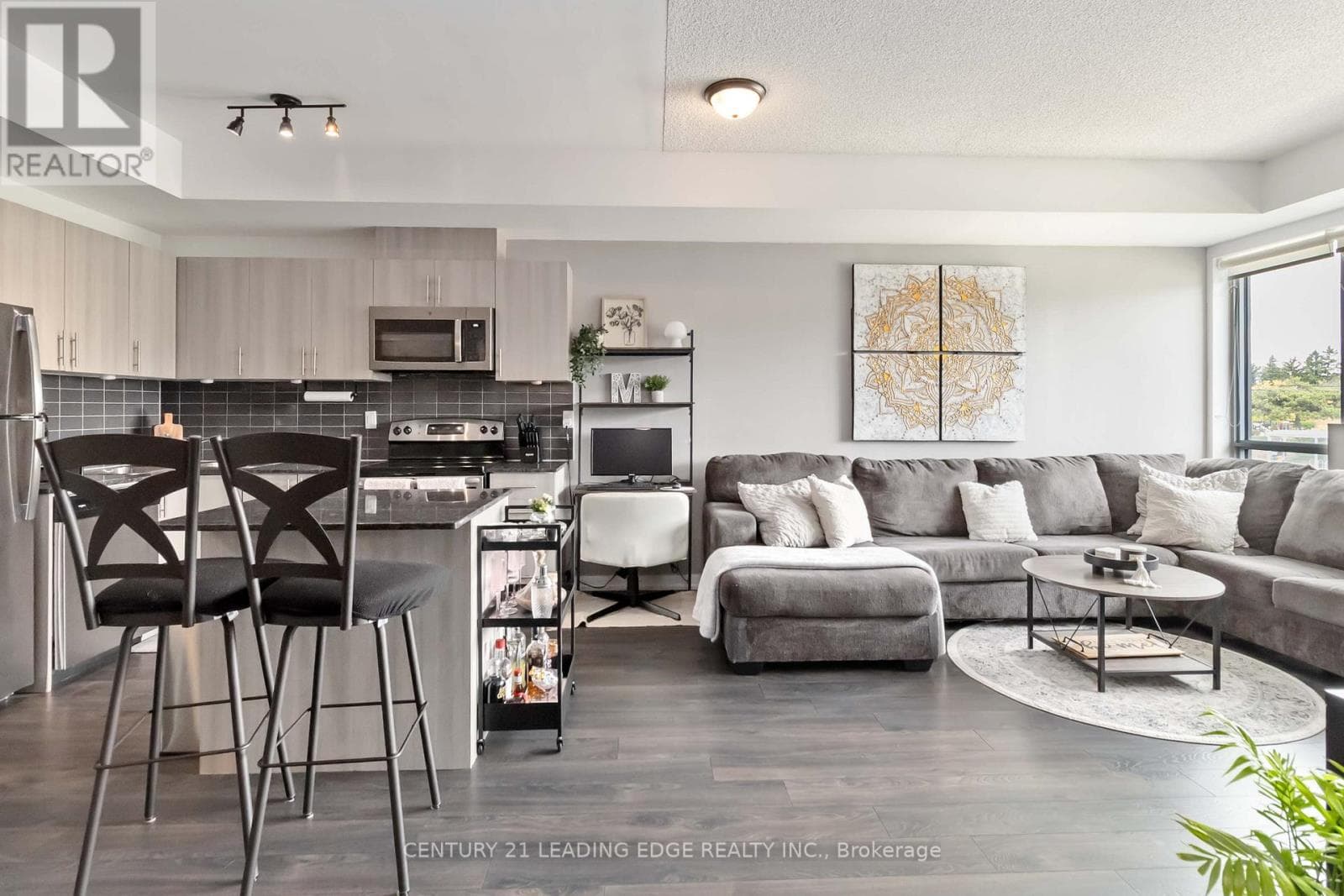 205- 1284 Guelph Line