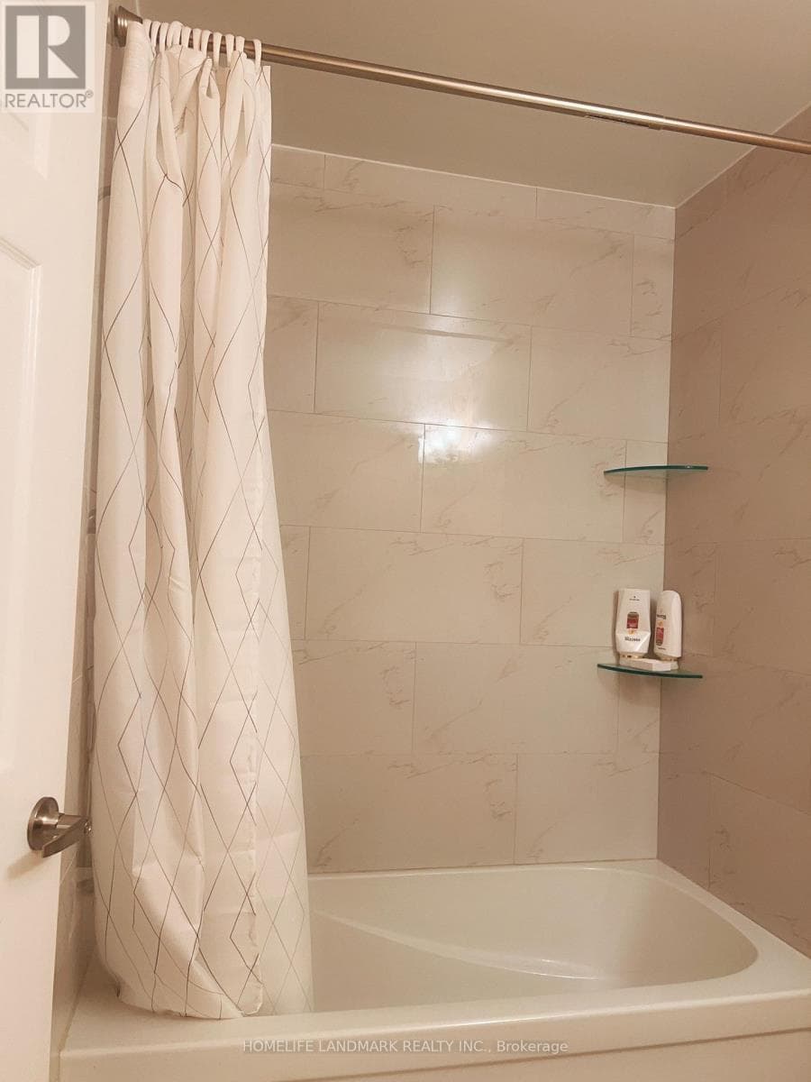 Single Family at 8 Stony Hill Boulevard, Markham (Victoria Square), Ontario - Photo 4 - RE/MAX Garden City Realty