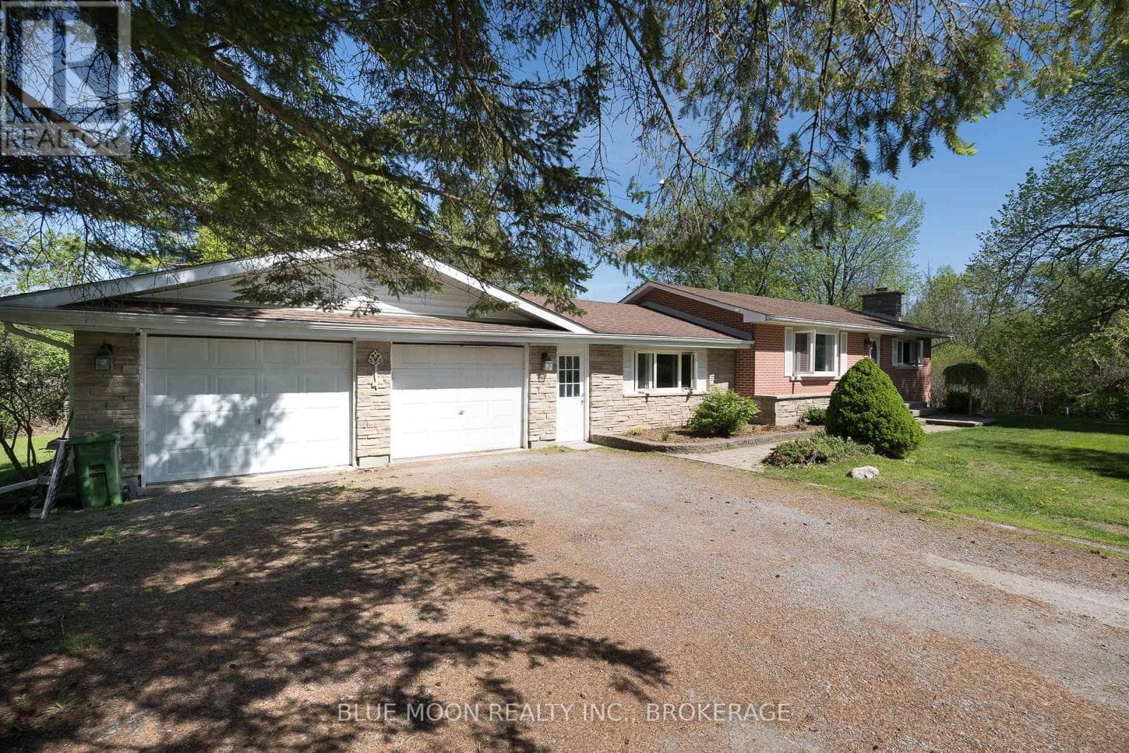 Single Family at 2545 Leeman Road, Kingston (City North of 401), Ontario - Photo 5 - RE/MAX Garden City Realty