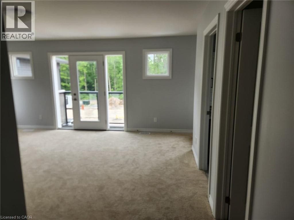 Single Family at 3266 PARKER Avenue, Fort Erie, Ontario - Photo 3 - RE/MAX Garden City Realty