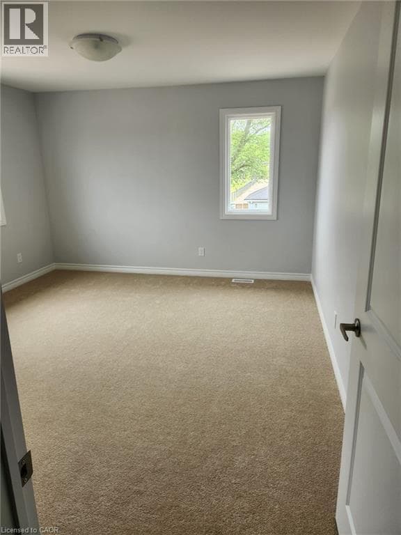 Single Family at 3266 PARKER Avenue, Fort Erie, Ontario - Photo 4 - RE/MAX Garden City Realty