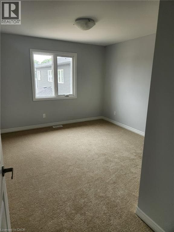Single Family at 3266 PARKER Avenue, Fort Erie, Ontario - Photo 5 - RE/MAX Garden City Realty