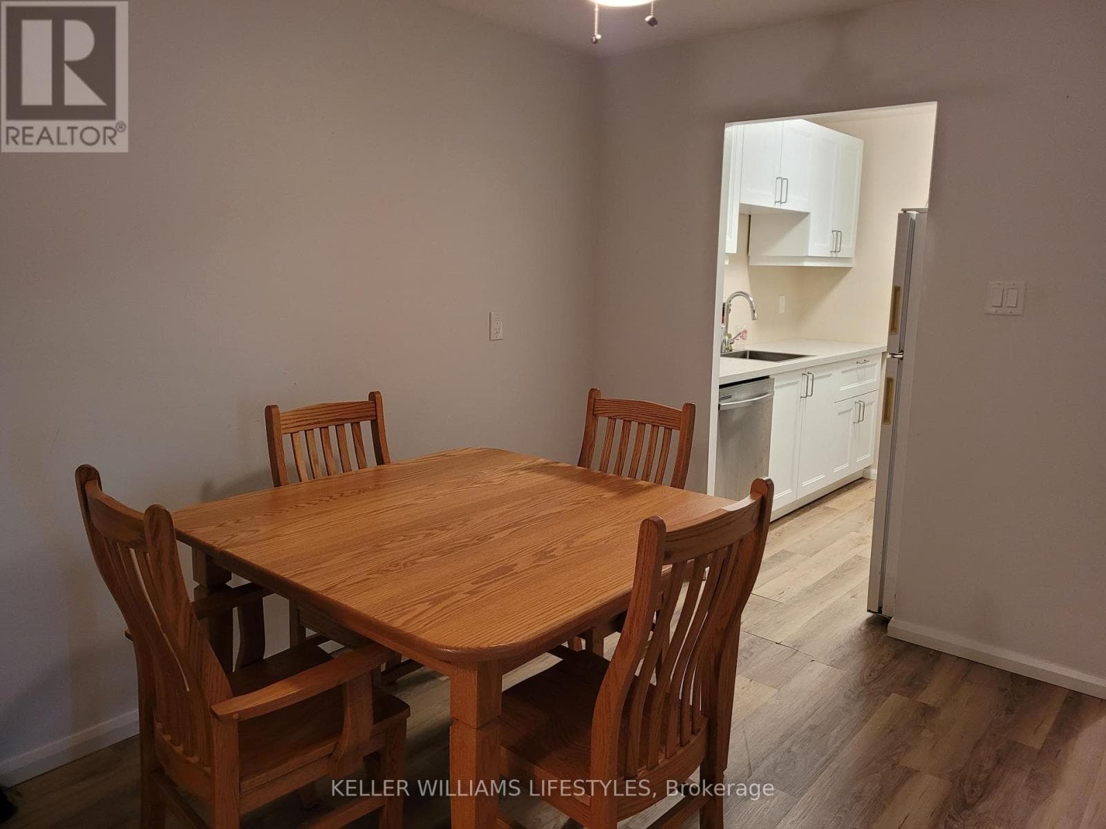 Single Family at 710- 986 Huron Street, London East (East A), Ontario - Photo 7 - RE/MAX Garden City Realty