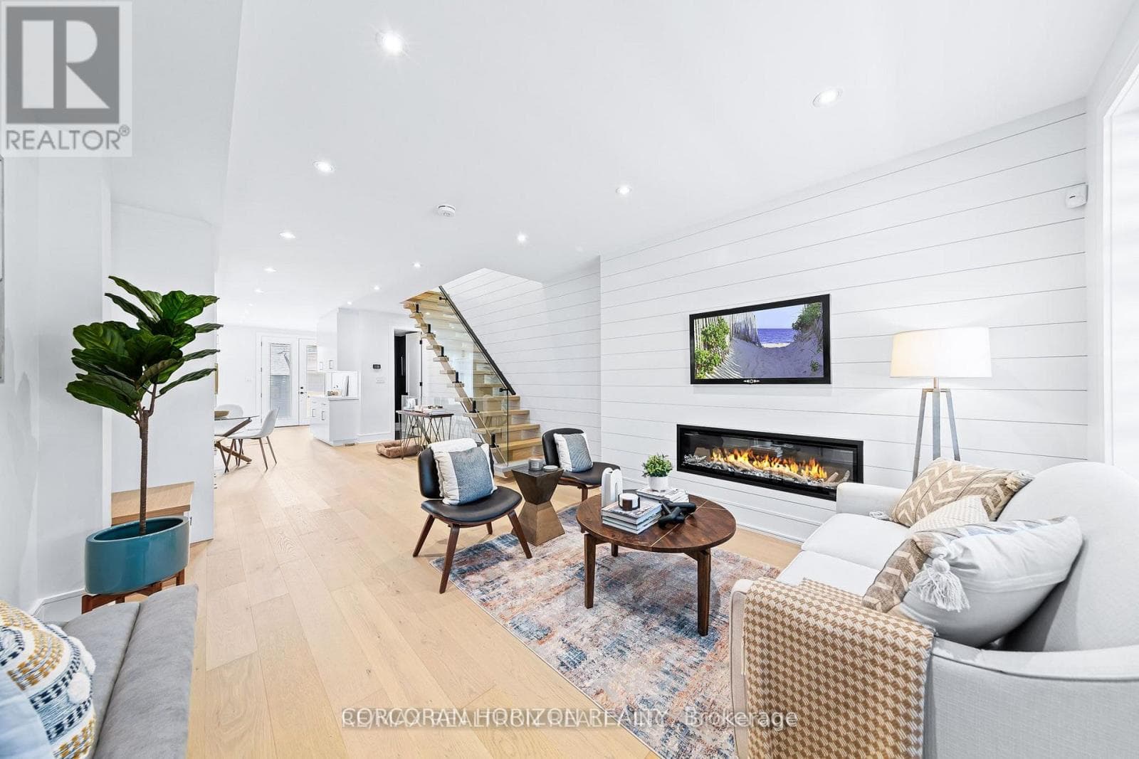 225 Christie Street