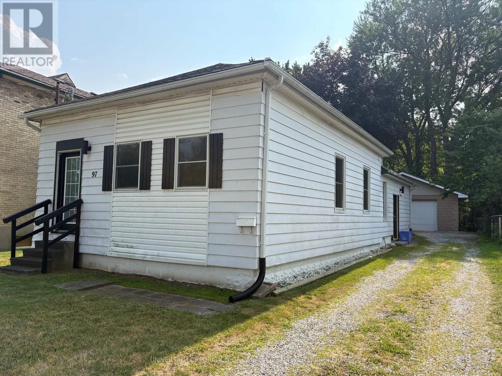 97 Chesley Avenue