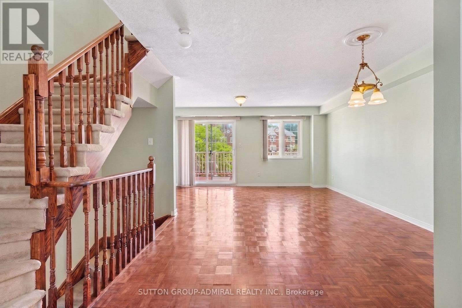 Single Family at 45- 2205 Weston Road, Toronto (Weston), Ontario - Photo 10 - RE/MAX Garden City Realty