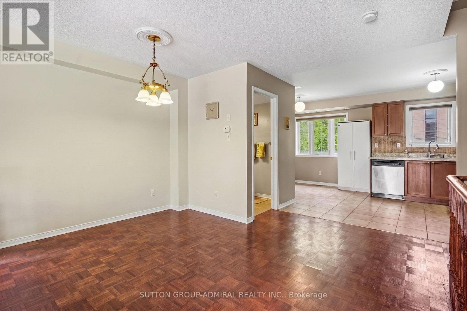 Single Family at 45- 2205 Weston Road, Toronto (Weston), Ontario - Photo 5 - RE/MAX Garden City Realty