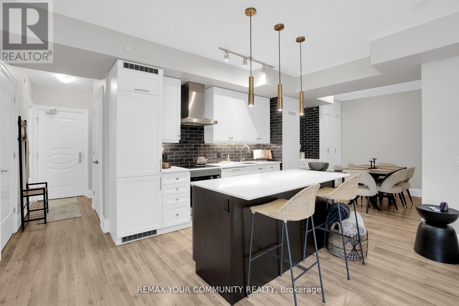 523- 9085 Jane Street