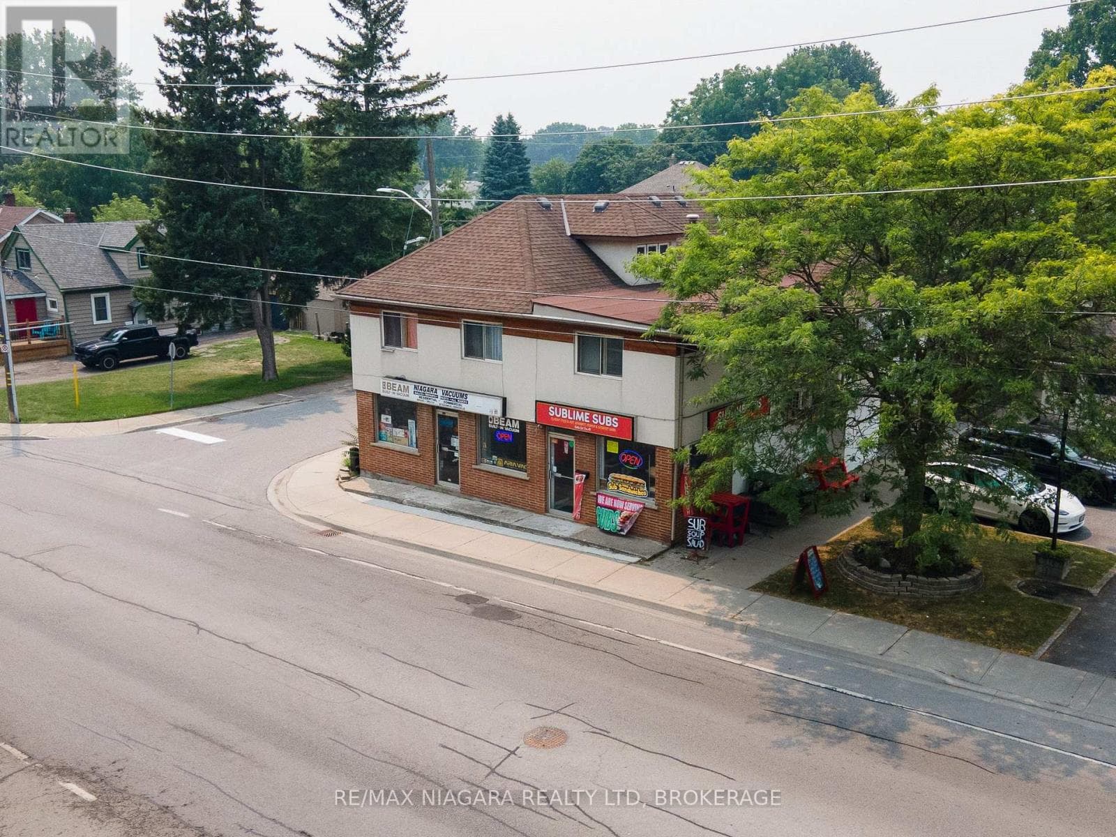 Retail at 6235 Drummond Road, Niagara Falls (Dorchester), Ontario - Photo 4 - RE/MAX Garden City Realty