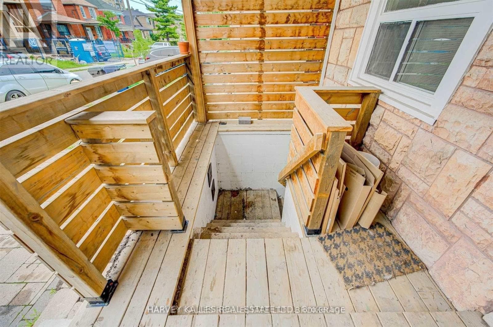 Single Family at Lower- 184 Cedric Avenue, Toronto (Oakwood Village), Ontario - Photo 4 - RE/MAX Garden City Realty