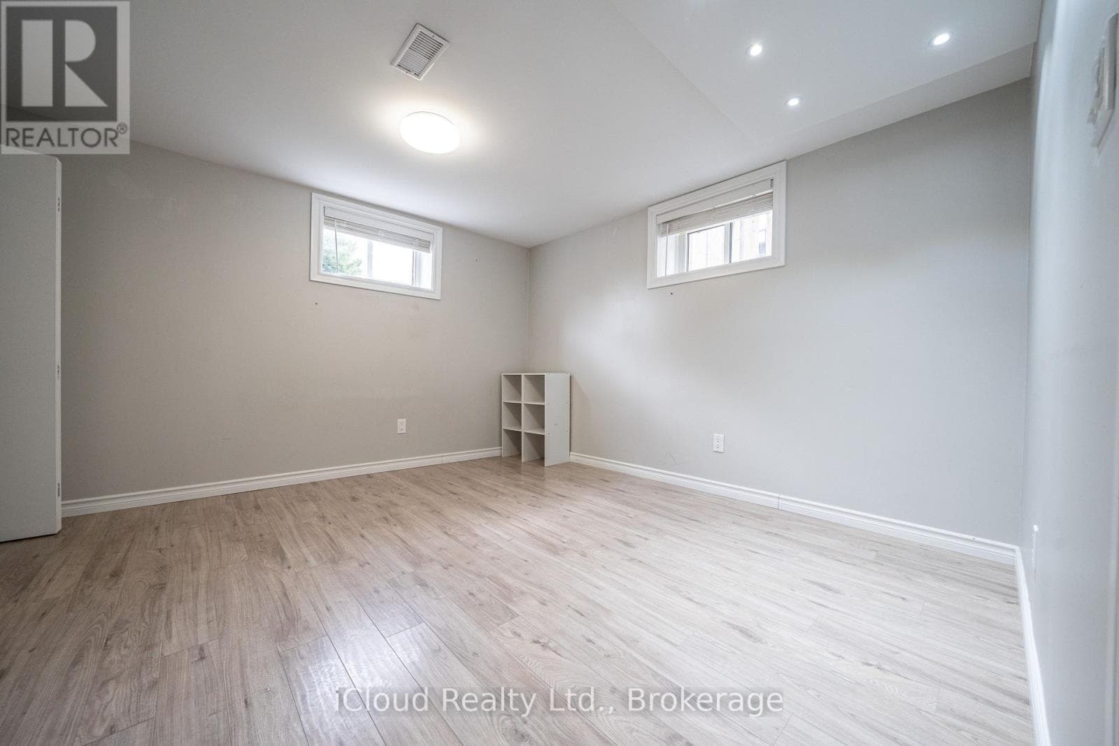 Multi-family at Lower- 328 Wilson Road, Oshawa (Central), Ontario - Photo 10 - RE/MAX Garden City Realty