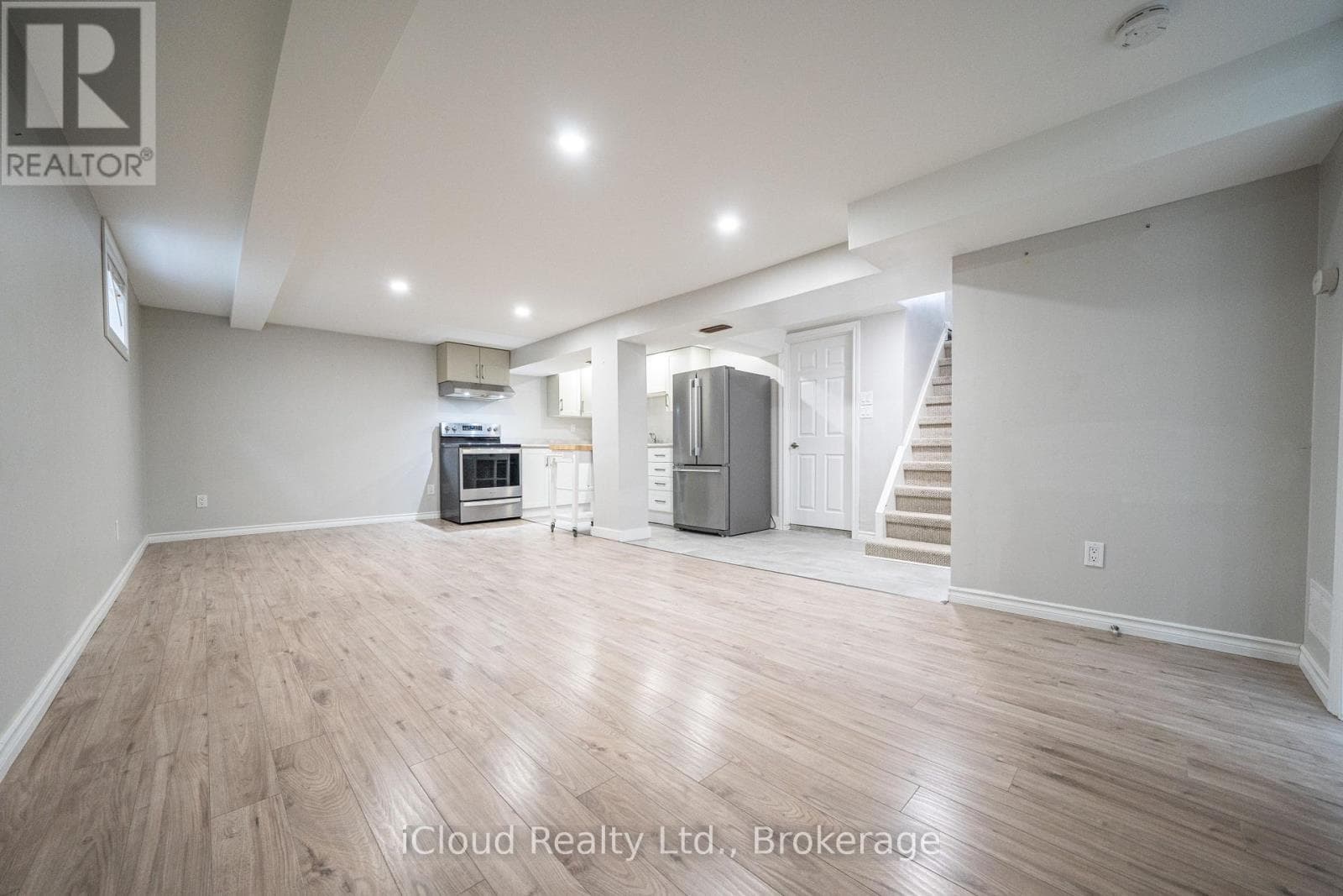 Multi-family at Lower- 328 Wilson Road, Oshawa (Central), Ontario - Photo 6 - RE/MAX Garden City Realty