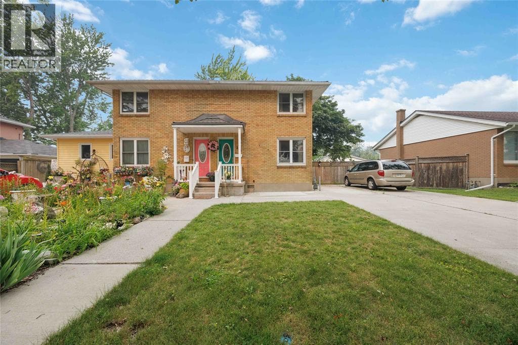 298 ELSFIELD Crescent