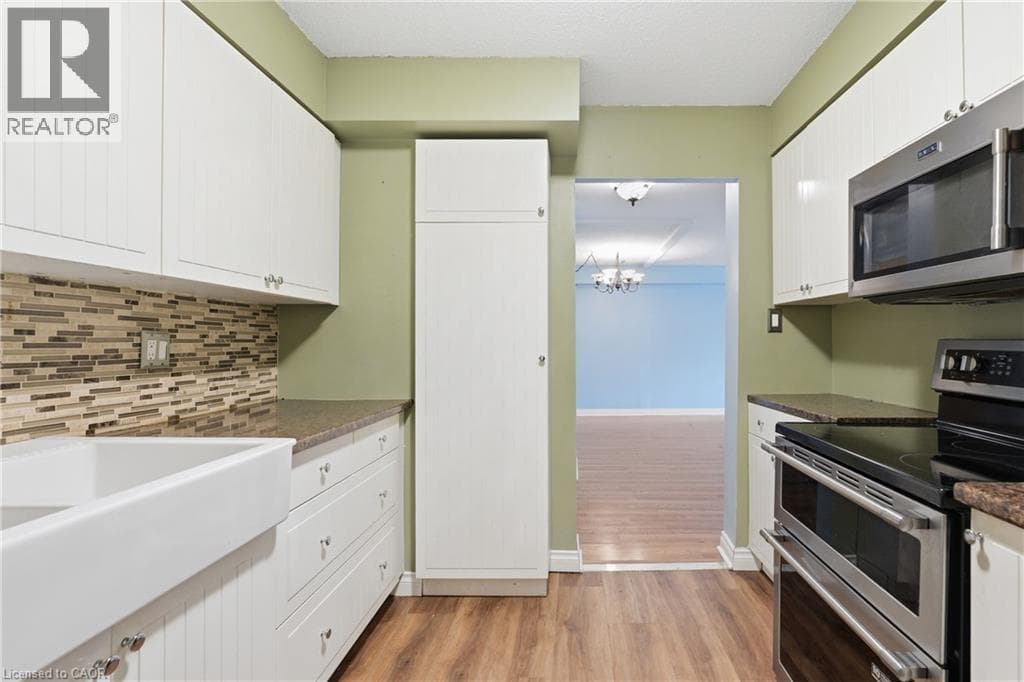 Single Family at B3- 7 GALE Crescent, St. Catharines, Ontario - Photo 10 - RE/MAX Garden City Realty