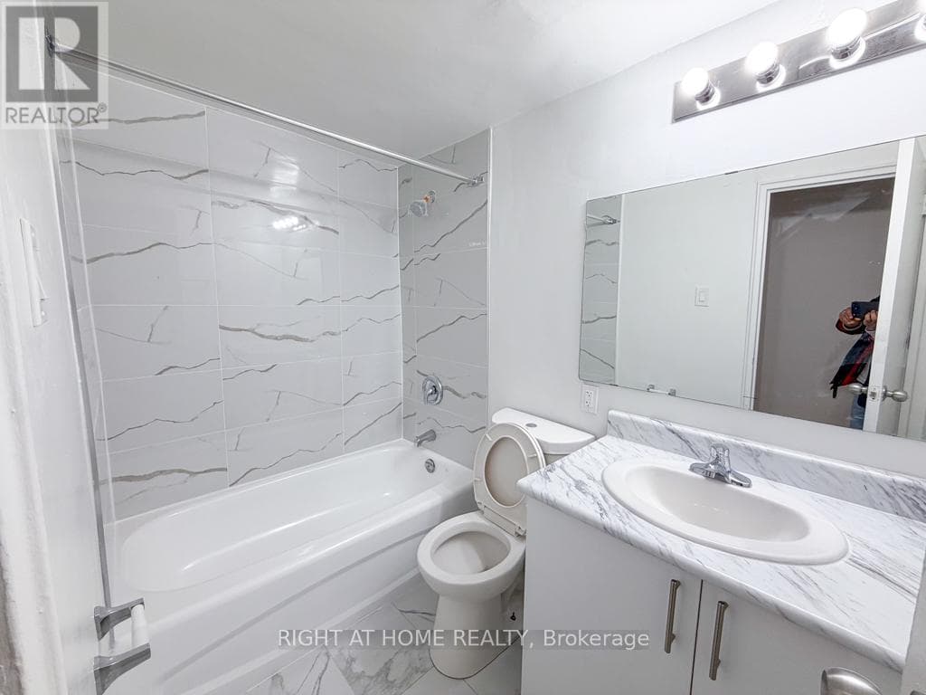Single Family at 205- 1440 Lawrence Avenue, Toronto (Maple Leaf), Ontario - Photo 6 - RE/MAX Garden City Realty