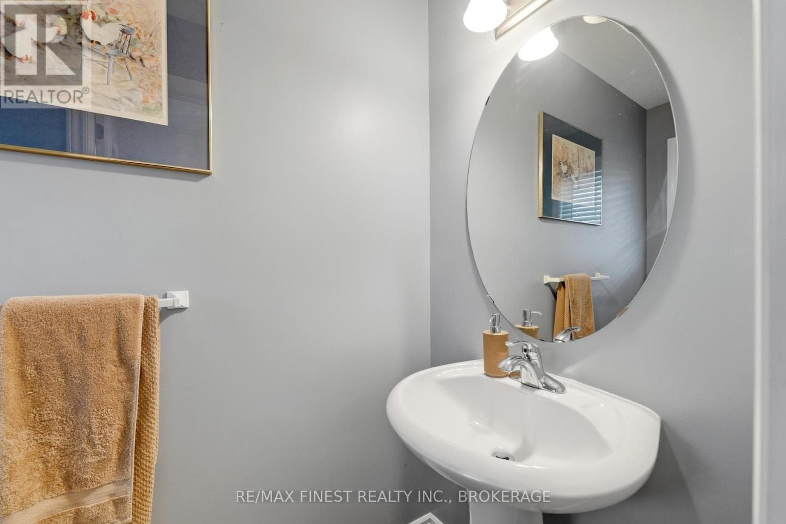 Single Family at 116 FIRESIDE Court, Kingston (Kingston East (Incl Barret Crt)), Ontario - Photo 5 - RE/MAX Garden City Realty