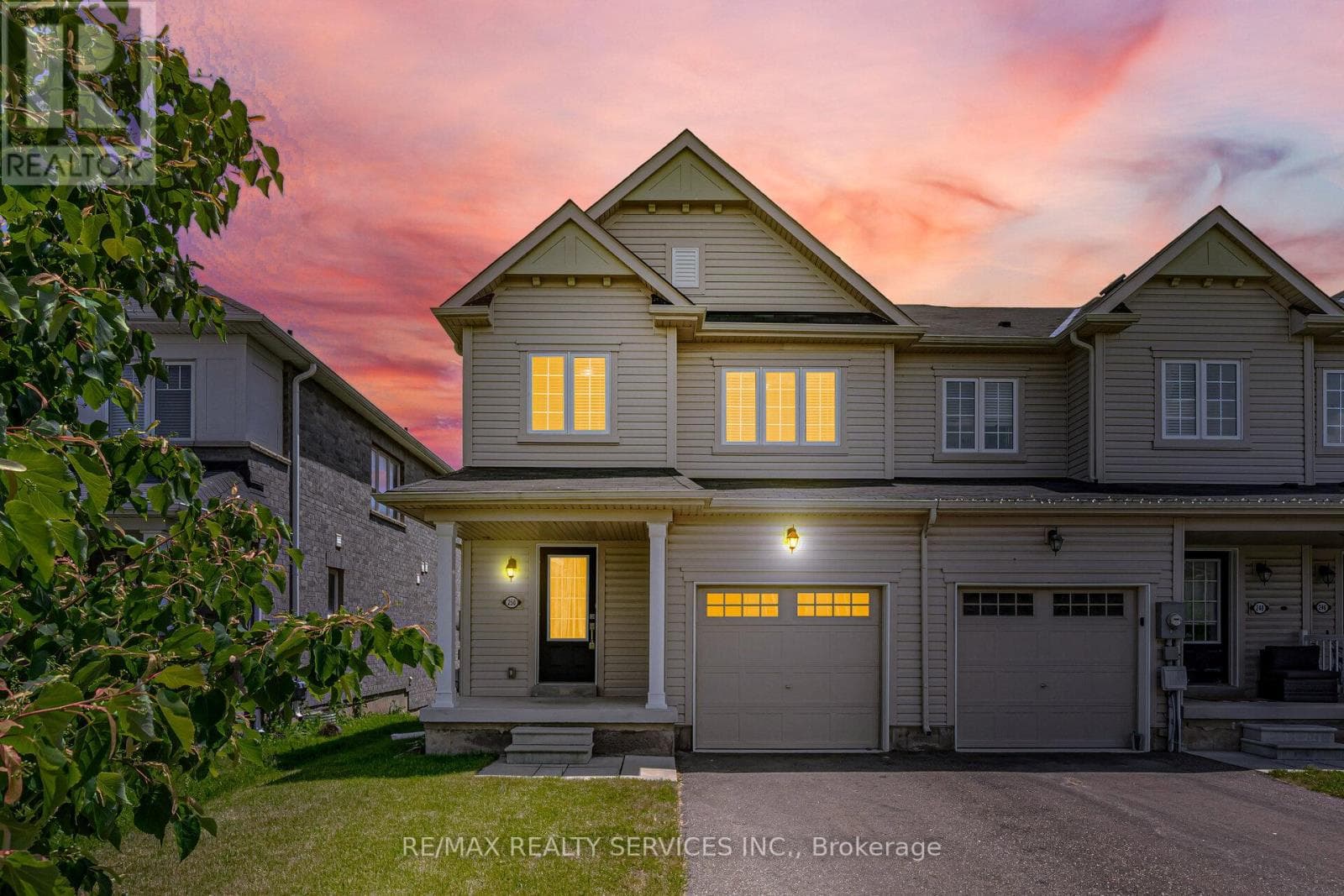 250 Esther Crescent