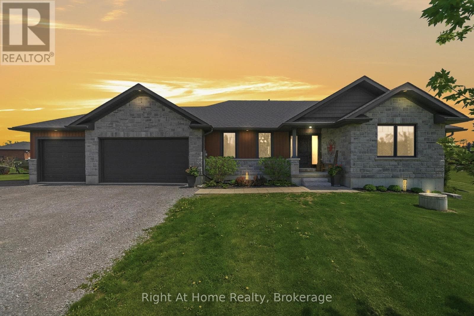 144 Hiddenvalley Drive