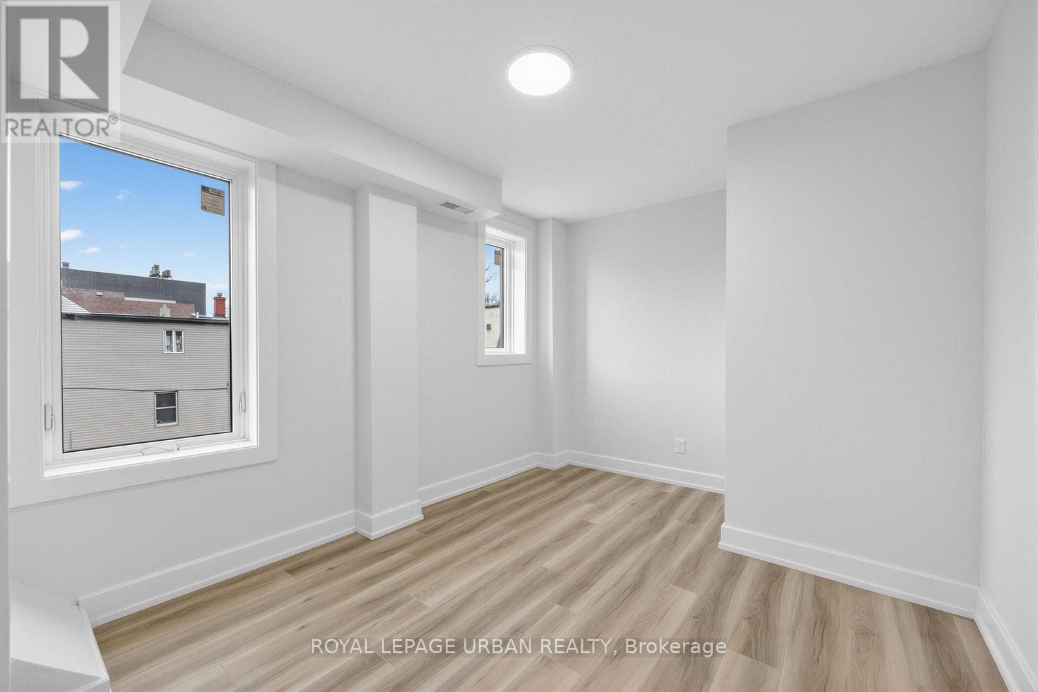 Single Family at B- 851 Danforth Avenue, Toronto (Blake-Jones), Ontario - Photo 8 - RE/MAX Garden City Realty
