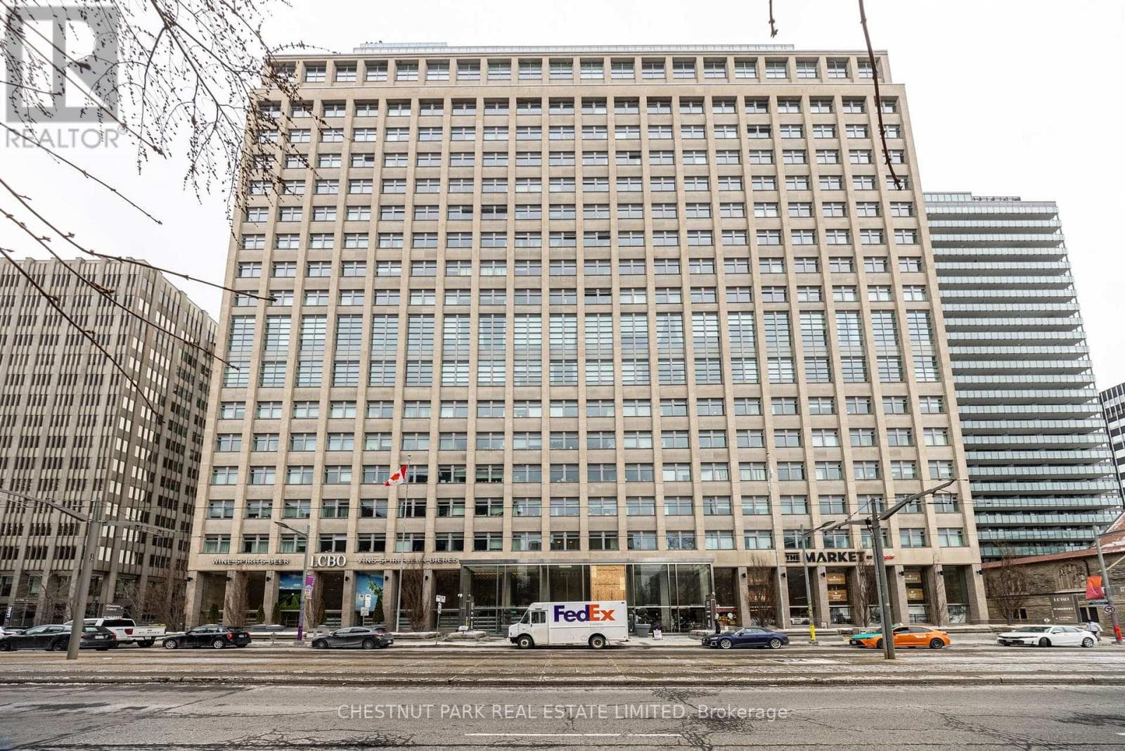 416- 111 St Clair Avenue