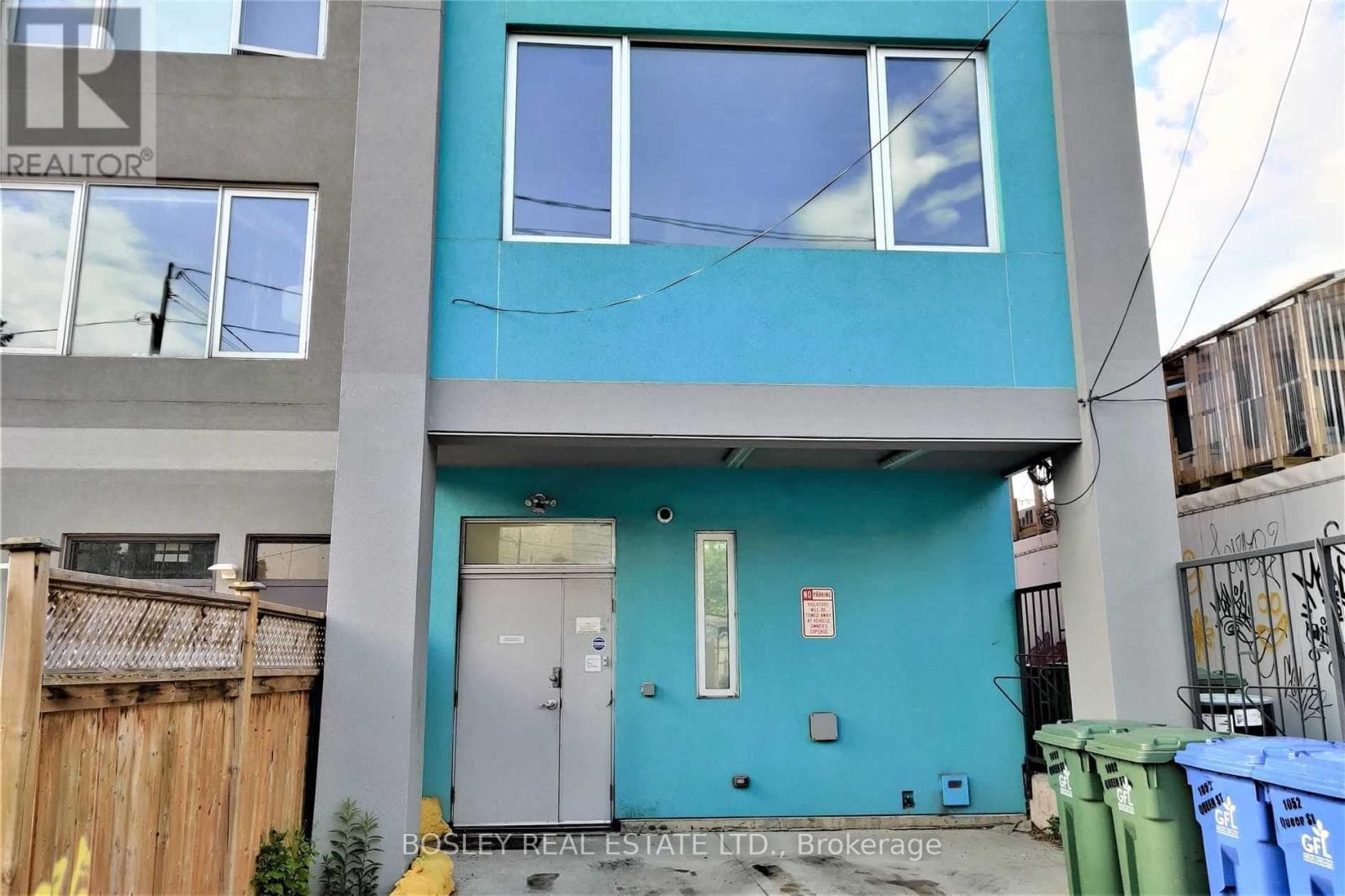 2nd Flr- 1052 Queen Street
