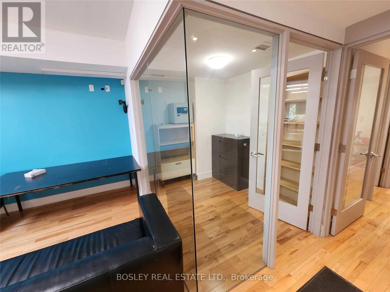 Office at 2nd Flr- 1052 Queen Street, Toronto (Trinity-Bellwoods), Ontario - Photo 10 - RE/MAX Garden City Realty