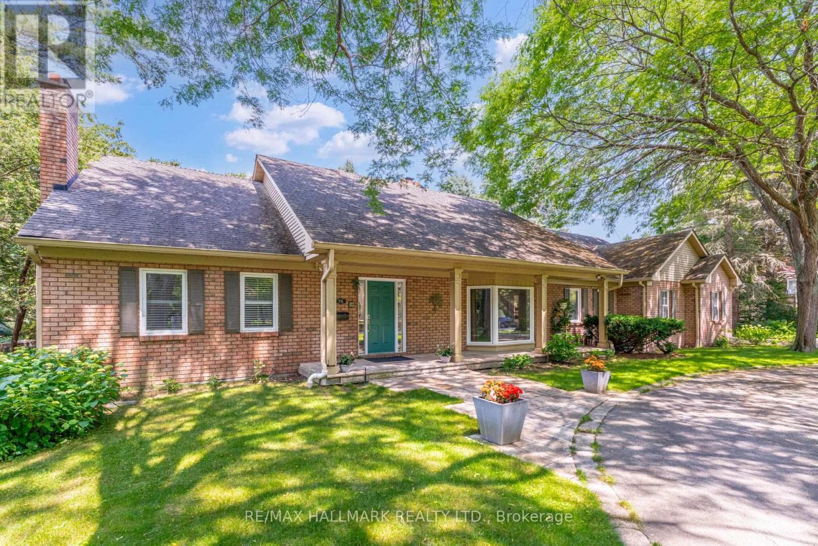 75 Arbour Drive
