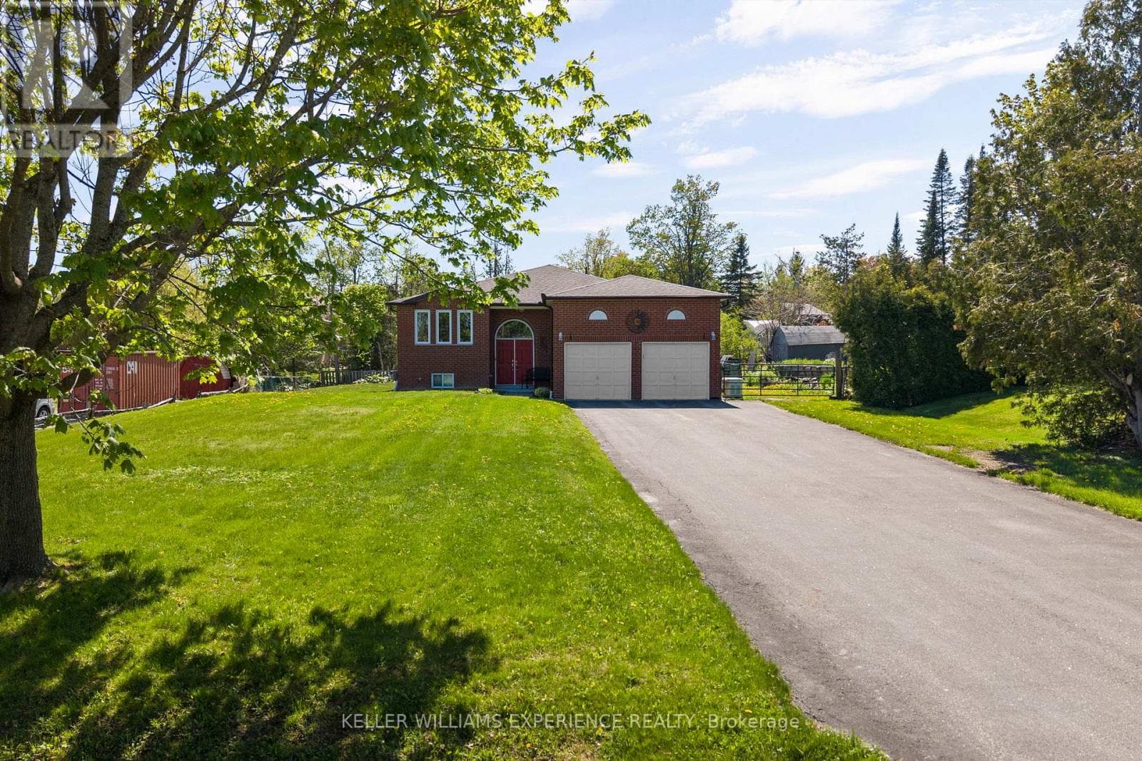 4 Campbell Avenue