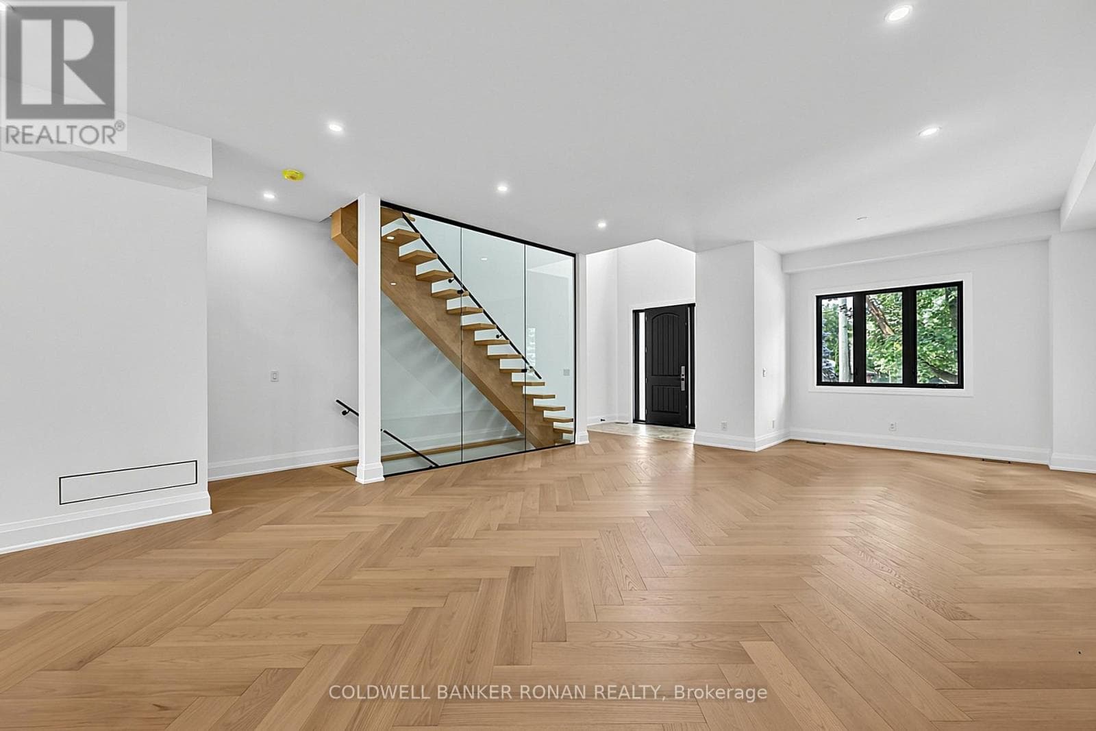 Single Family at 59 Walkem Drive, New Tecumseth (Tottenham), Ontario - Photo 8 - RE/MAX Garden City Realty
