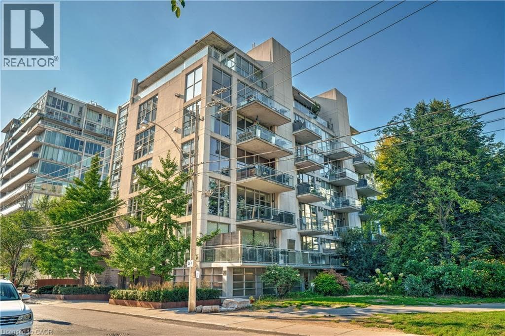 Single Family at PH1- 20 NIAGARA Street, Toronto, Ontario - Photo 2 - RE/MAX Garden City Realty