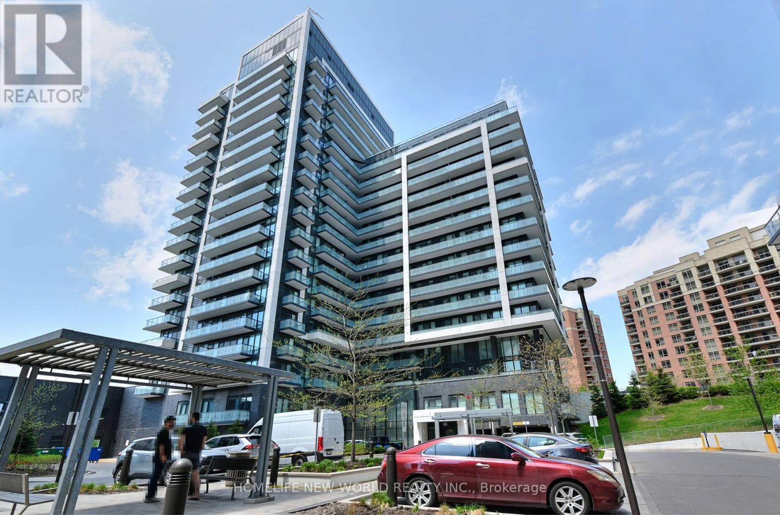 811- 85 Oneida Crescent