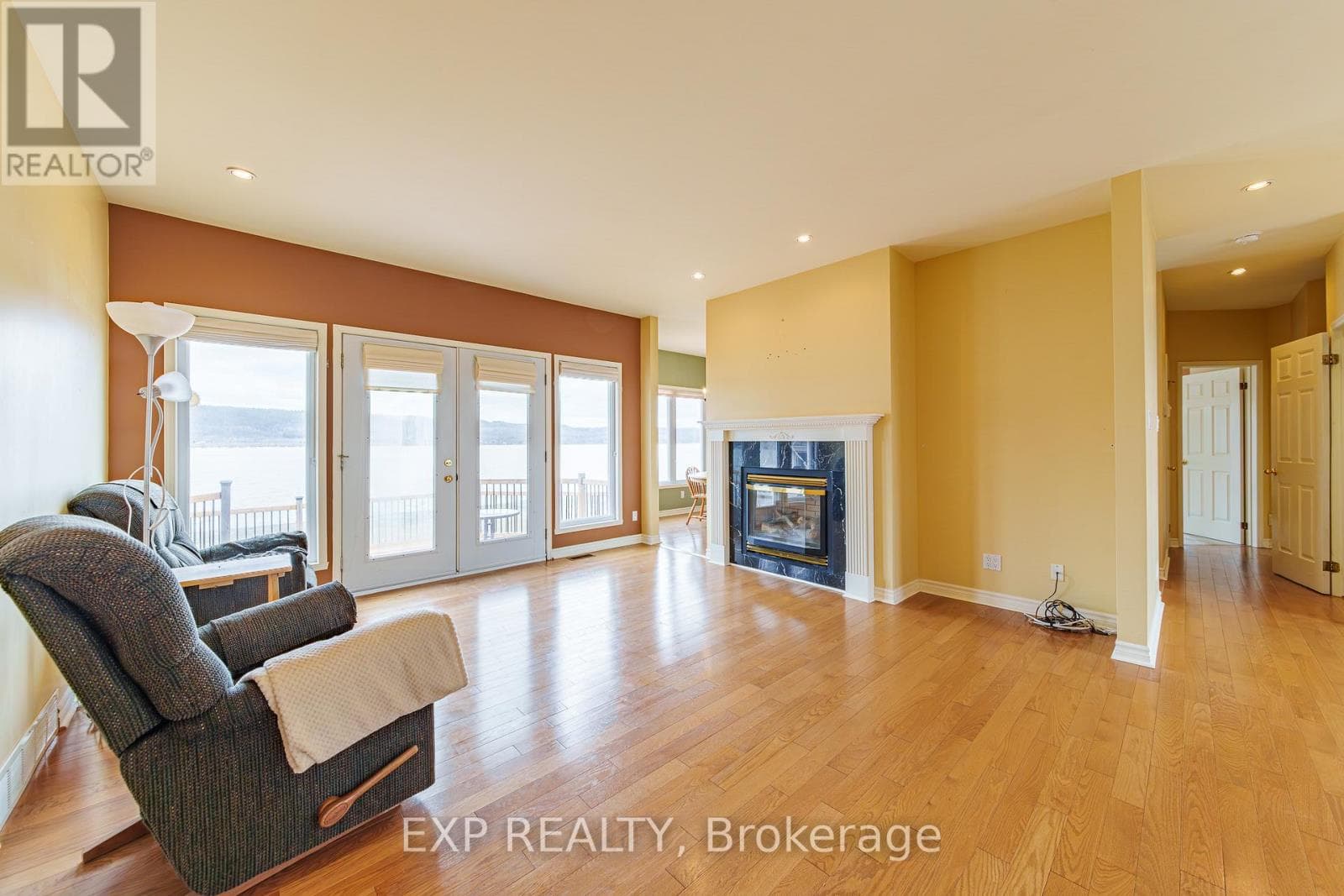 Single Family at 15 Rue Haute Rive Street, Alfred and Plantagenet, Ontario - Photo 6 - RE/MAX Garden City Realty