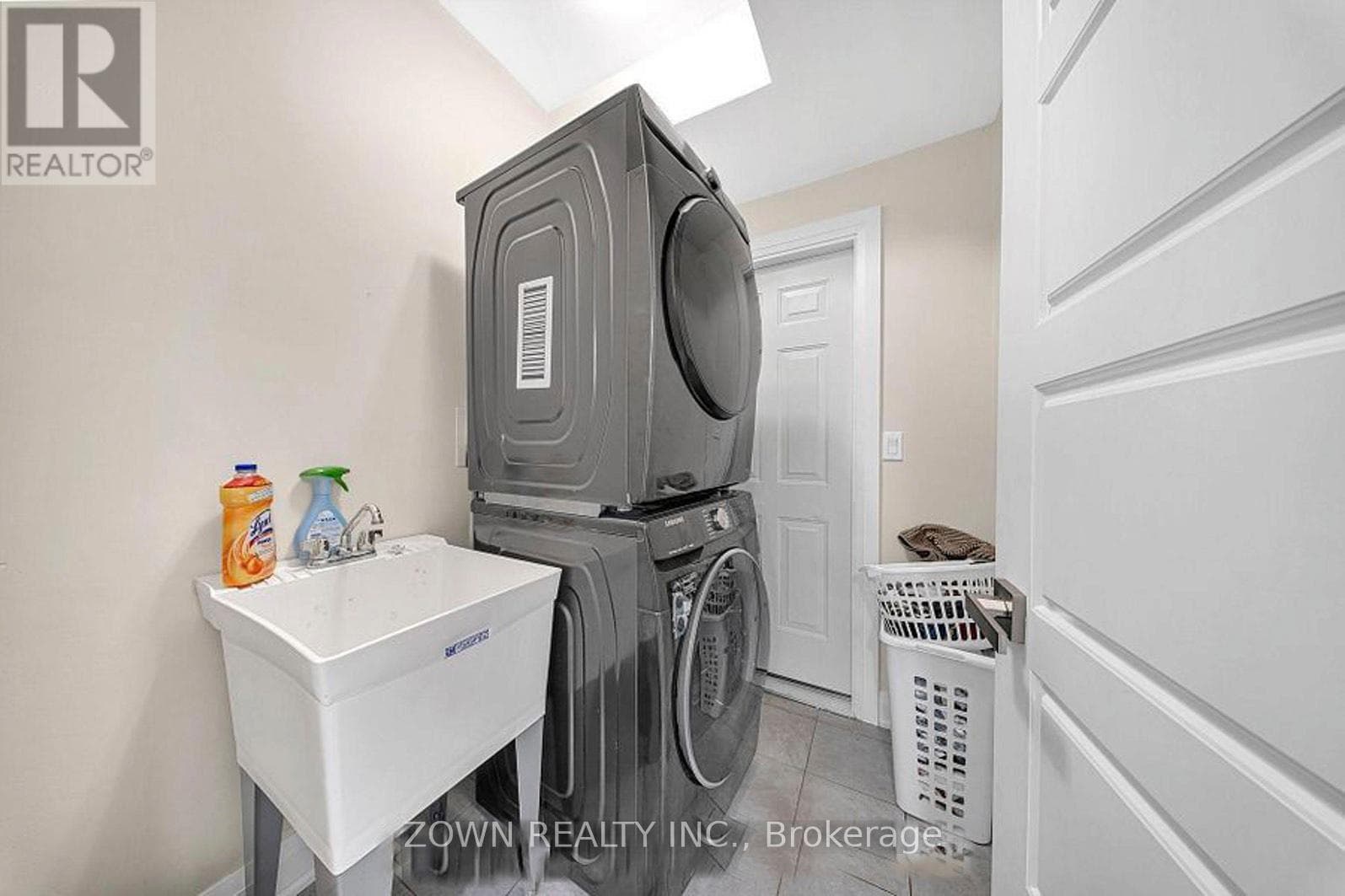 Single Family at Basement- 736 Hillview Crescent, Pickering (West Shore), Ontario - Photo 8 - RE/MAX Garden City Realty