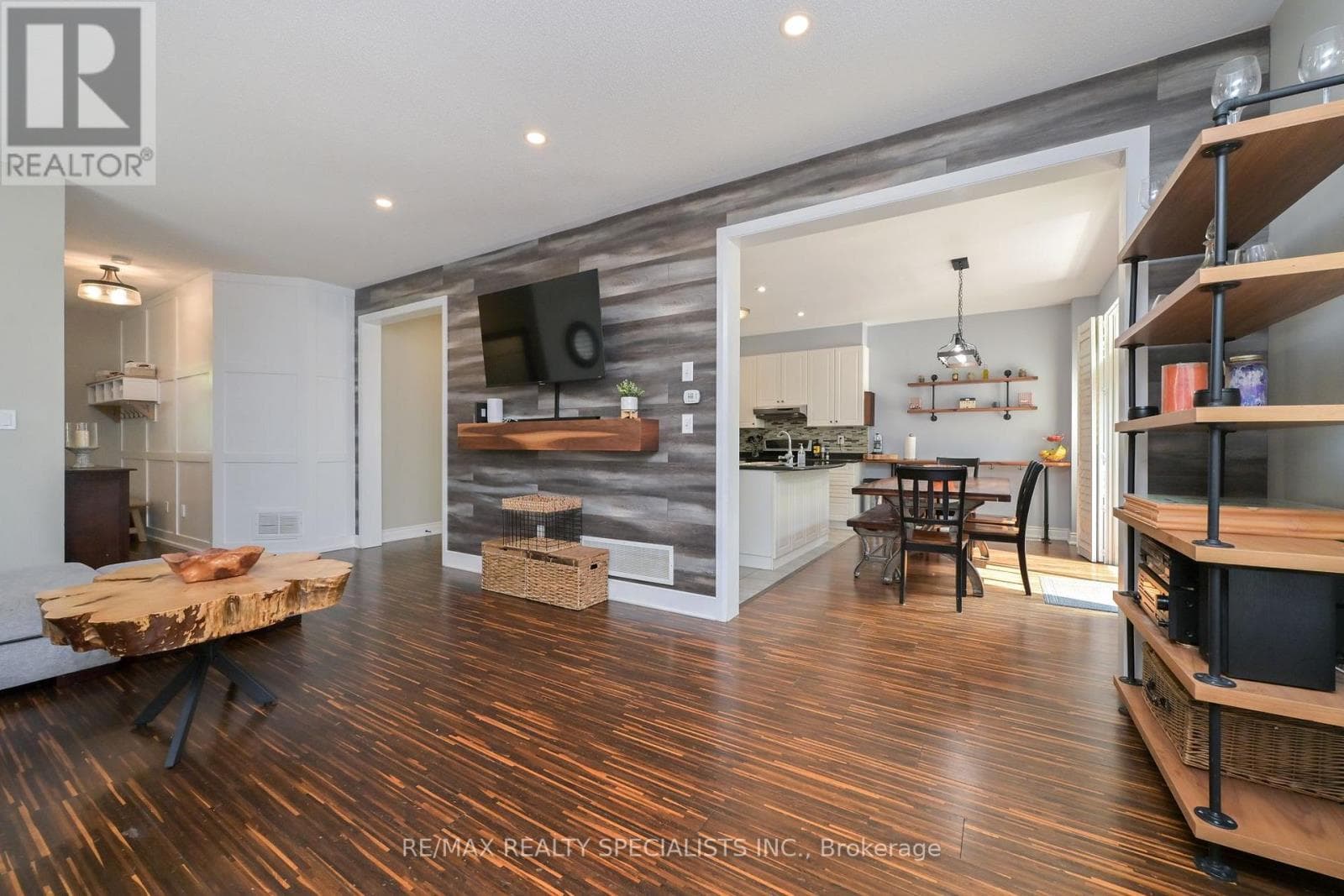Single Family at 5424 Greer Drive, Burlington (Orchard), Ontario - Photo 10 - RE/MAX Garden City Realty