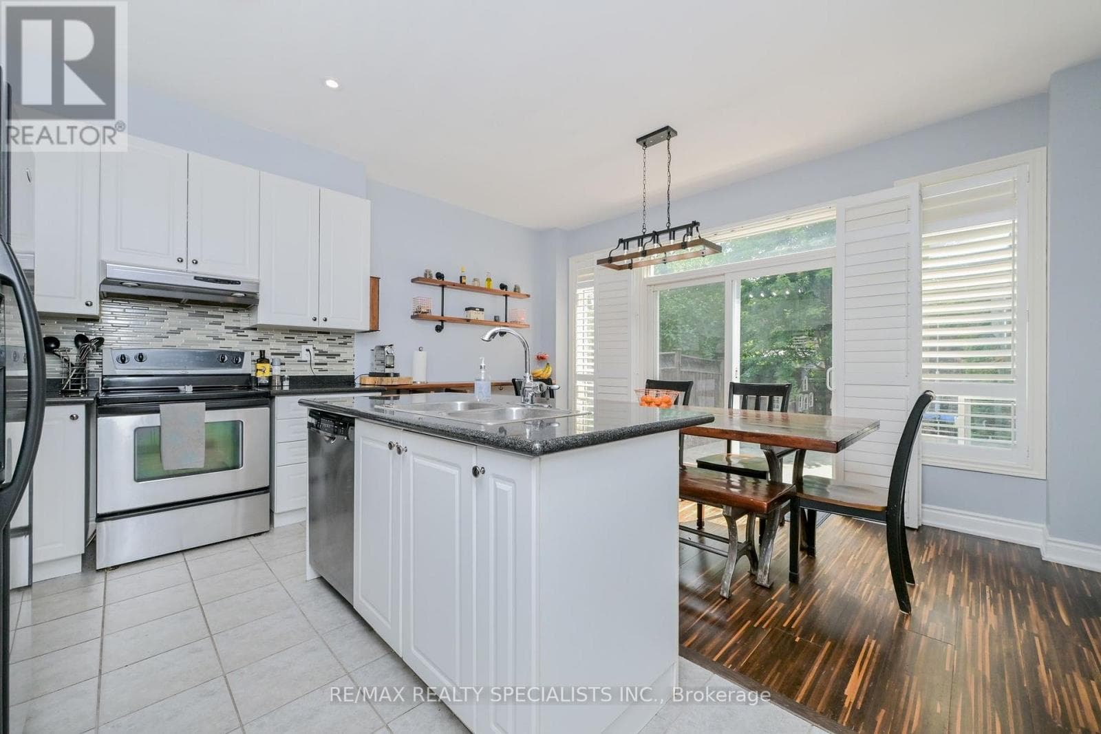 Single Family at 5424 Greer Drive, Burlington (Orchard), Ontario - Photo 4 - RE/MAX Garden City Realty