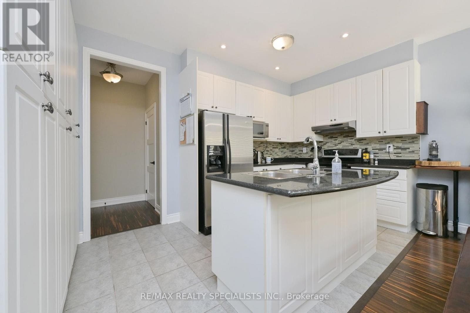 Single Family at 5424 Greer Drive, Burlington (Orchard), Ontario - Photo 5 - RE/MAX Garden City Realty