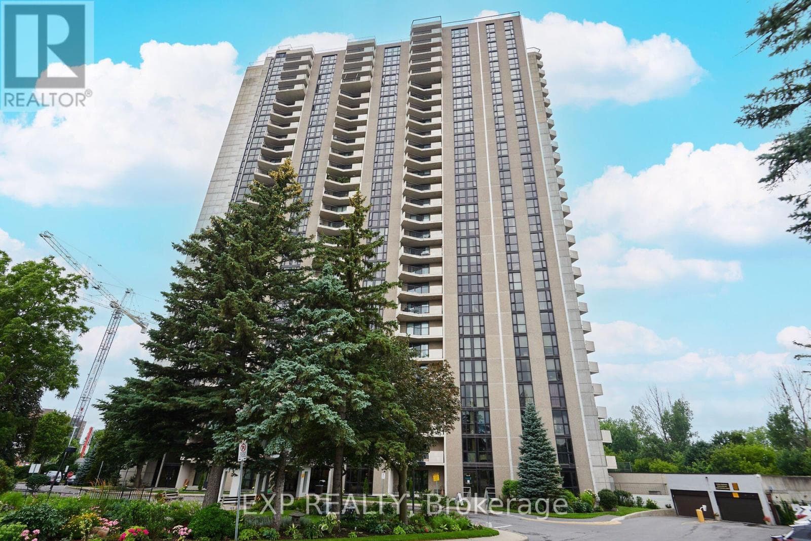704- 1025 Richmond Road