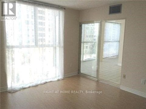 Single Family at 404- 5460 Yonge Street, Toronto (Willowdale West), Ontario - Photo 6 - RE/MAX Garden City Realty