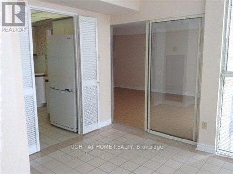Single Family at 404- 5460 Yonge Street, Toronto (Willowdale West), Ontario - Photo 9 - RE/MAX Garden City Realty