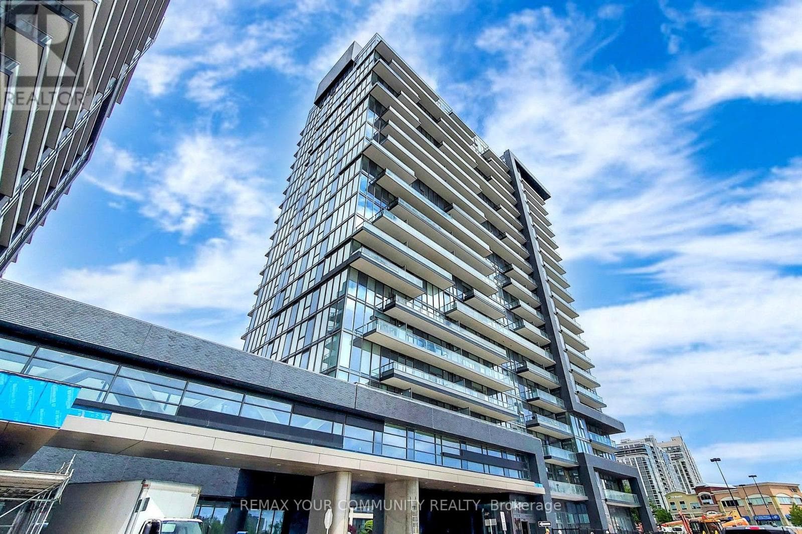1407E- 20 Gatineau Drive