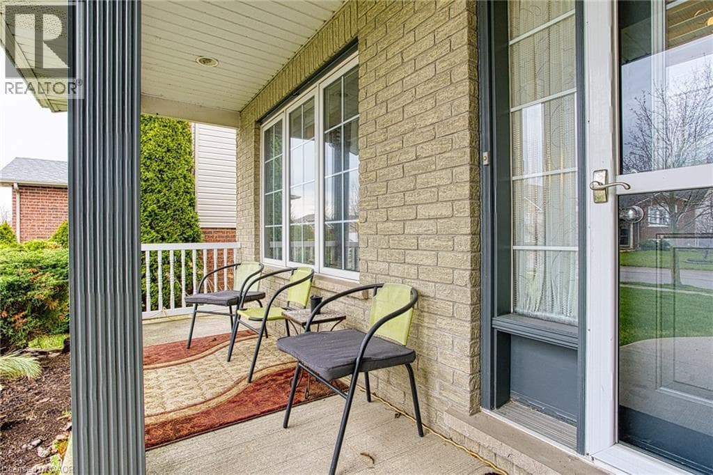 Single Family at 7192 KELLY Drive, Niagara Falls, Ontario - Photo 3 - RE/MAX Garden City Realty