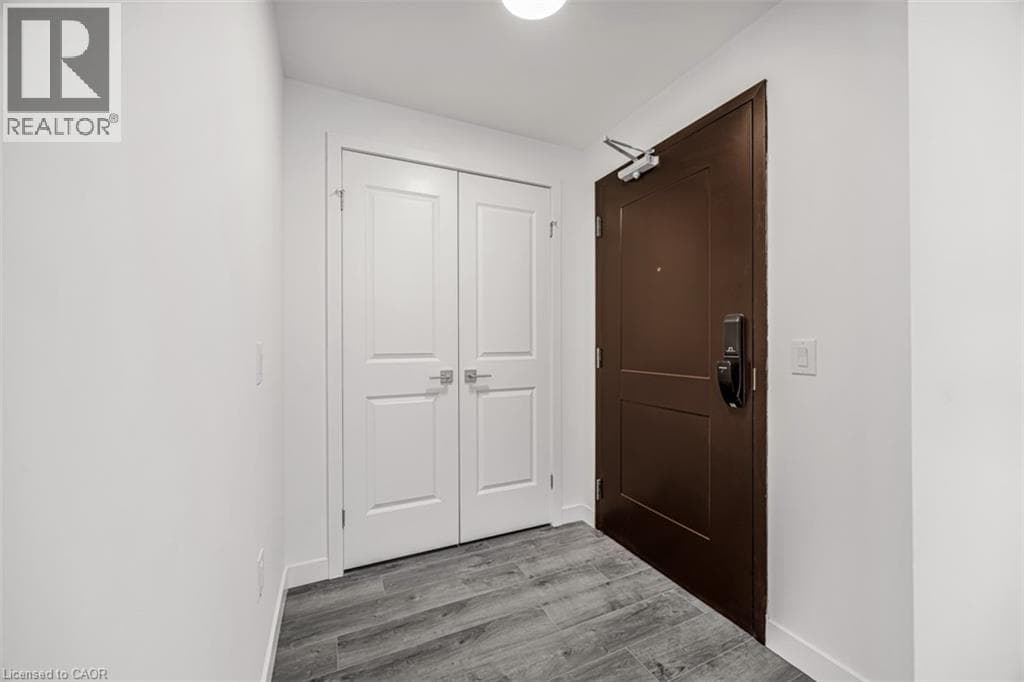 Single Family at 301- 7549 KALAR Road, Niagara Falls, Ontario - Photo 6 - RE/MAX Garden City Realty